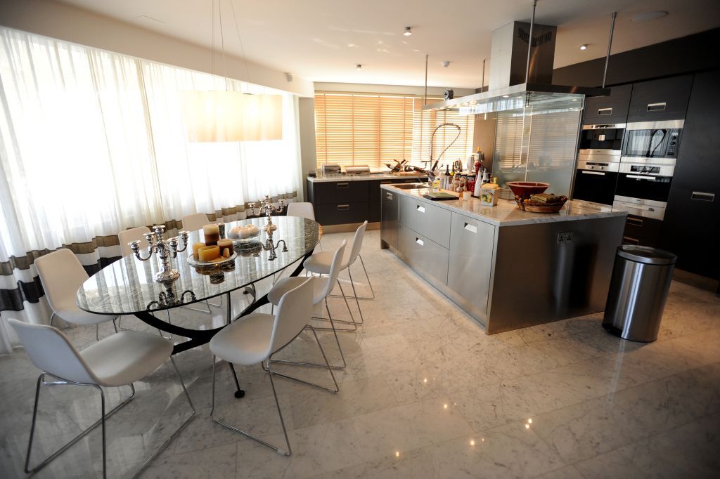 Sliema, Furnished Duplex Apartment's Image 4