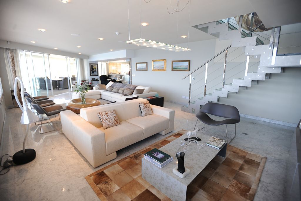 Sliema, Furnished Duplex Apartment's Image 3