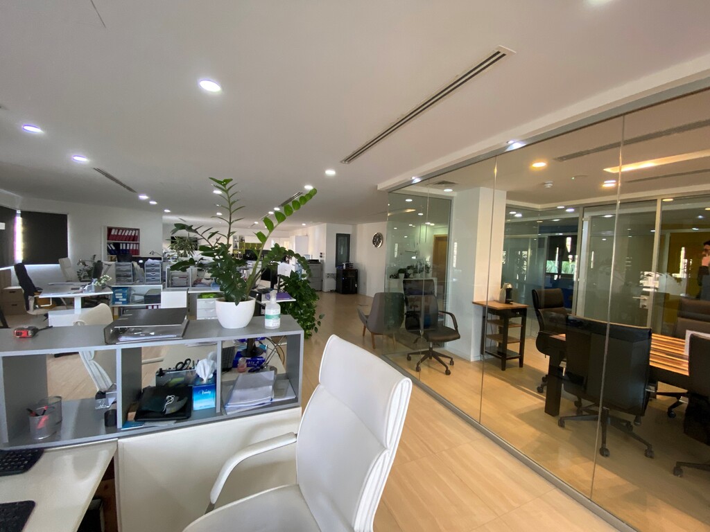 P_004441_St.Julians_Office_to_le