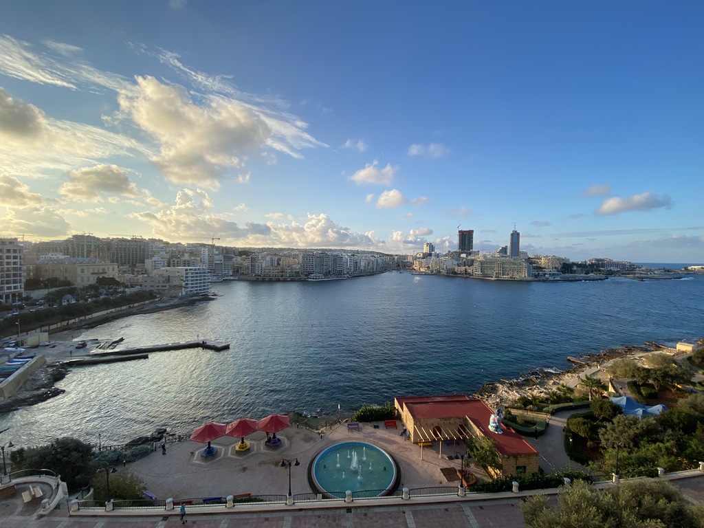 P_004496_Sliema_seafront_Apartme