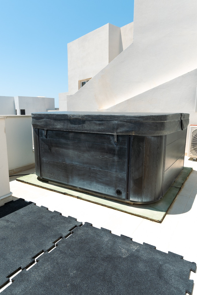 Mosta, Furnished Penthouse's Image 9