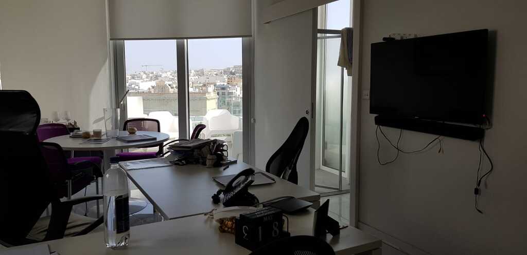 P_004588_St._Julians_office_to_l
