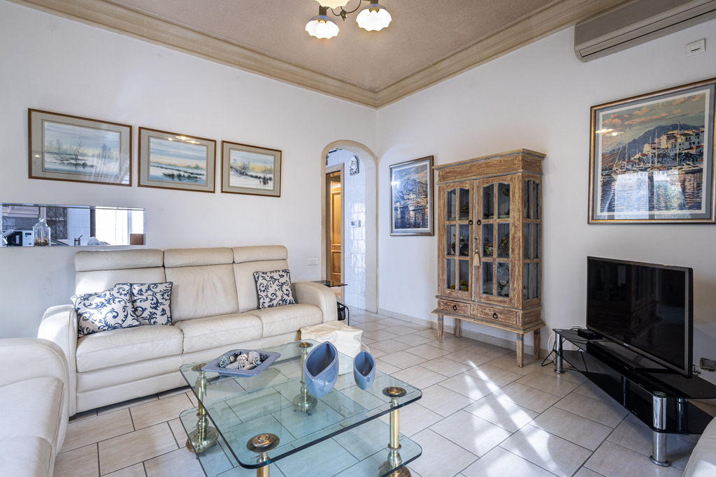 Ibragg Furnished Detached Villa's Image 5