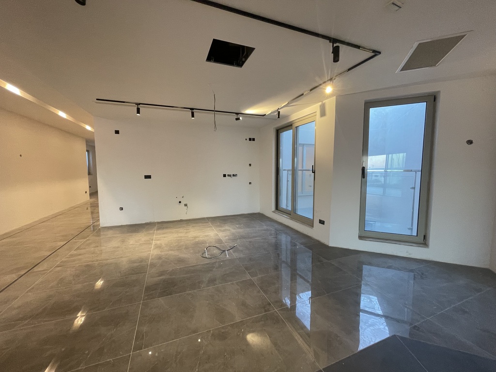 Laguna Portomaso Finished Penthouse's Image 3