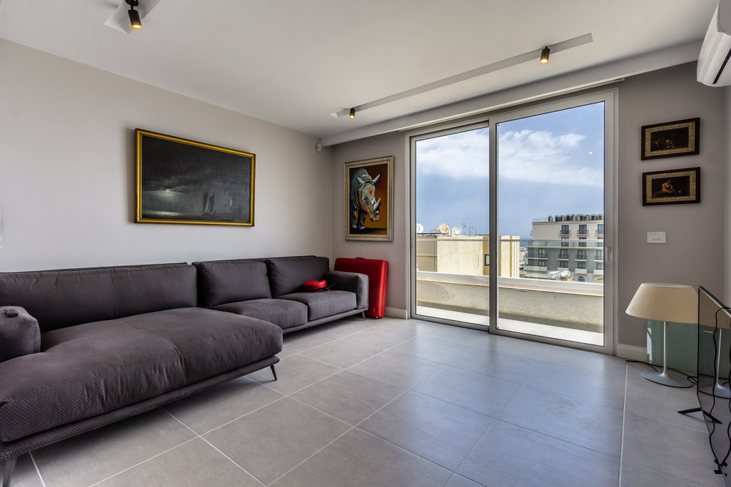 Sliema, Finished Penthouse's Image 11
