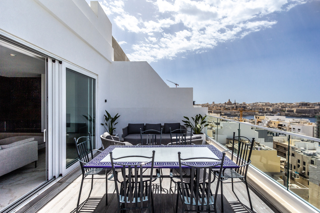P_004799_Sliema-penthouse-to-let