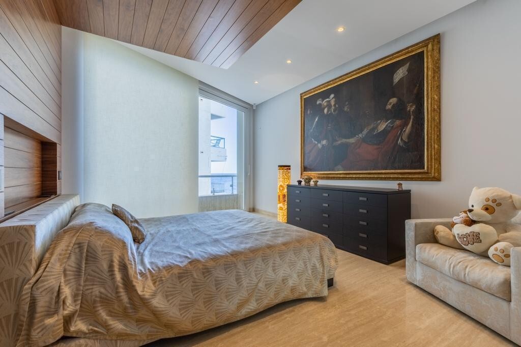 Sliema Furnished Apartment's Image 11