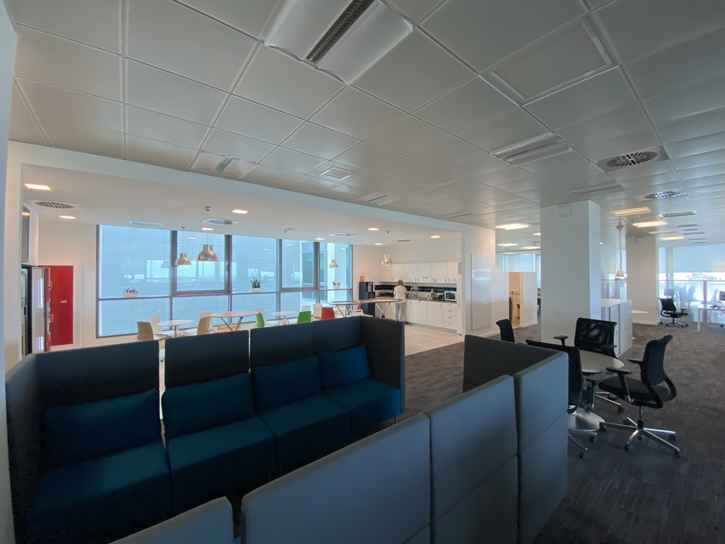 Luqa, Fully Equipped Office's Image 2