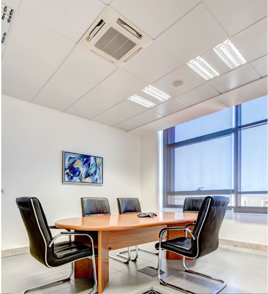 P_004891_S.Julians_Office_to_le
