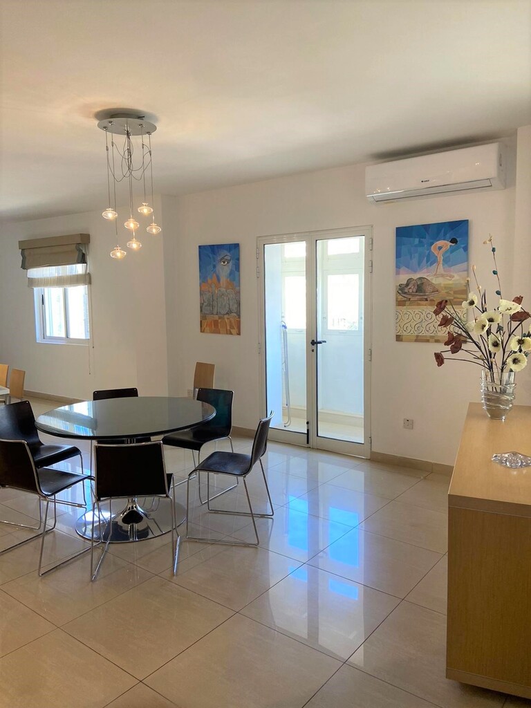 P_004907_St.Julians-Apartment-to