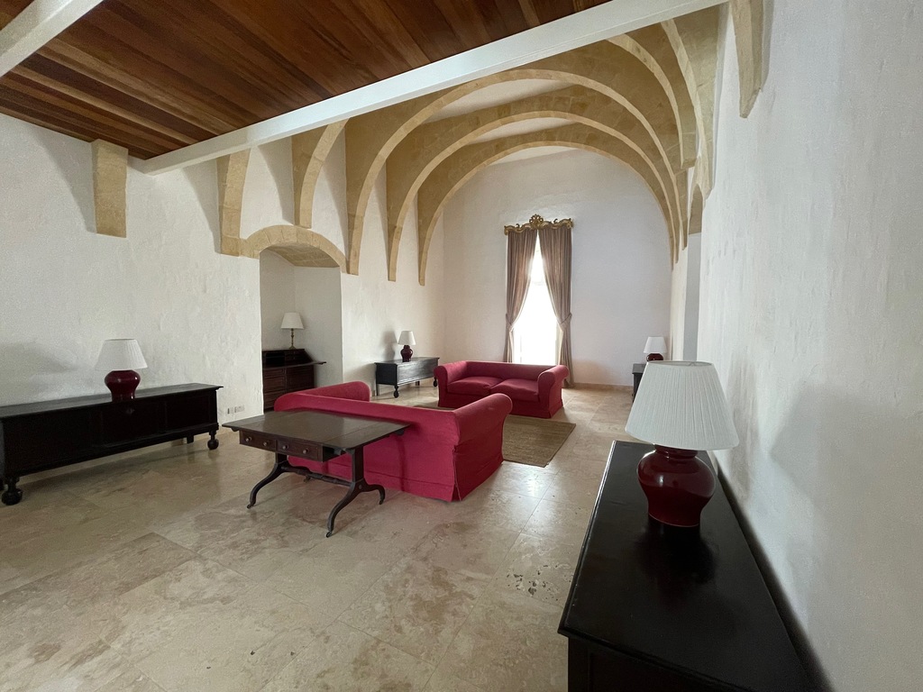 P_004911_Valletta_maisonette_to_