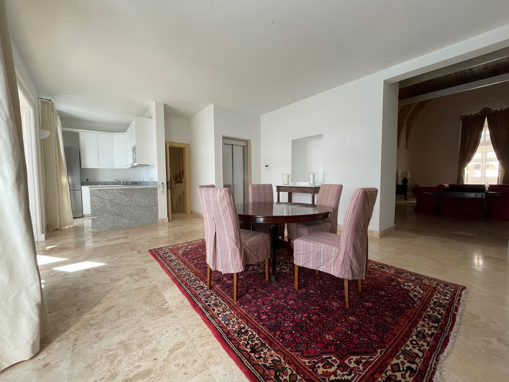 Valletta, Furnished Duplex Maisonette's Image 6