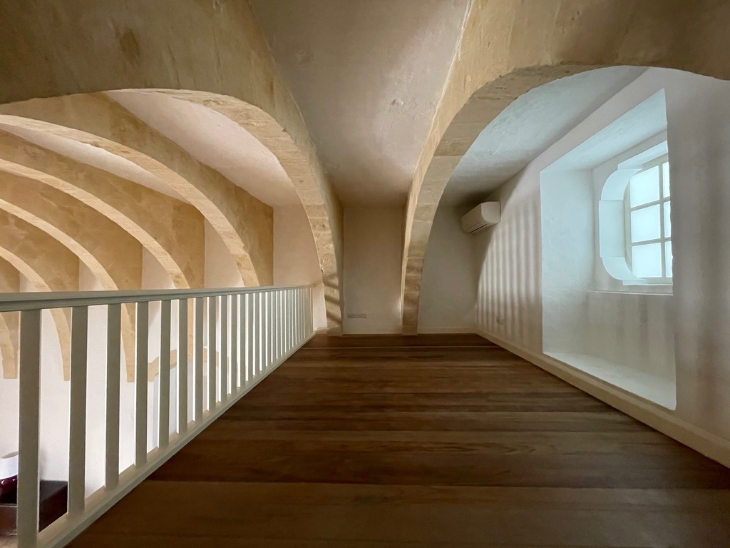 Valletta, Furnished Duplex Maisonette's Image 5