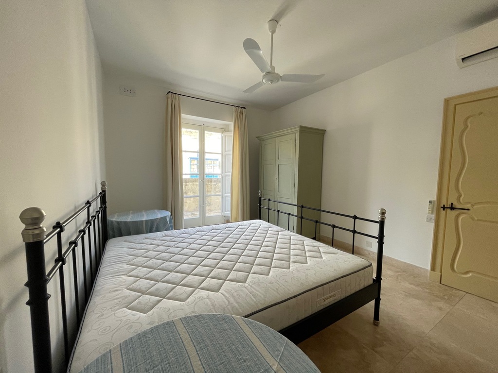 Valletta, Furnished Duplex Maisonette's Image 11
