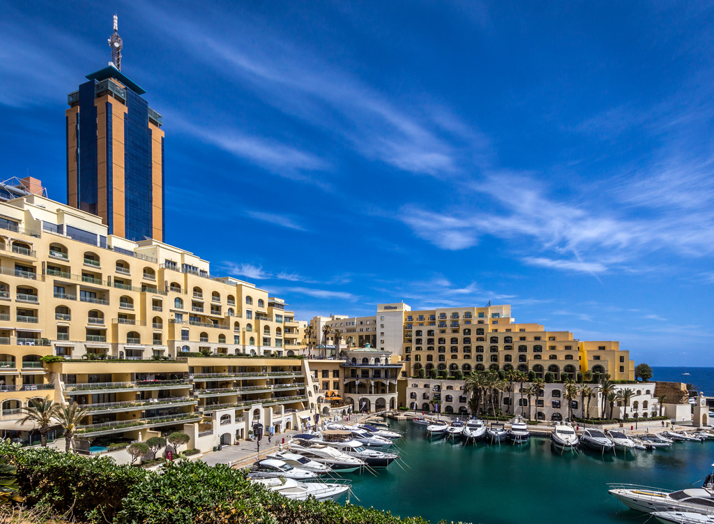 P_004920_Portomaso_Marina_and_se
