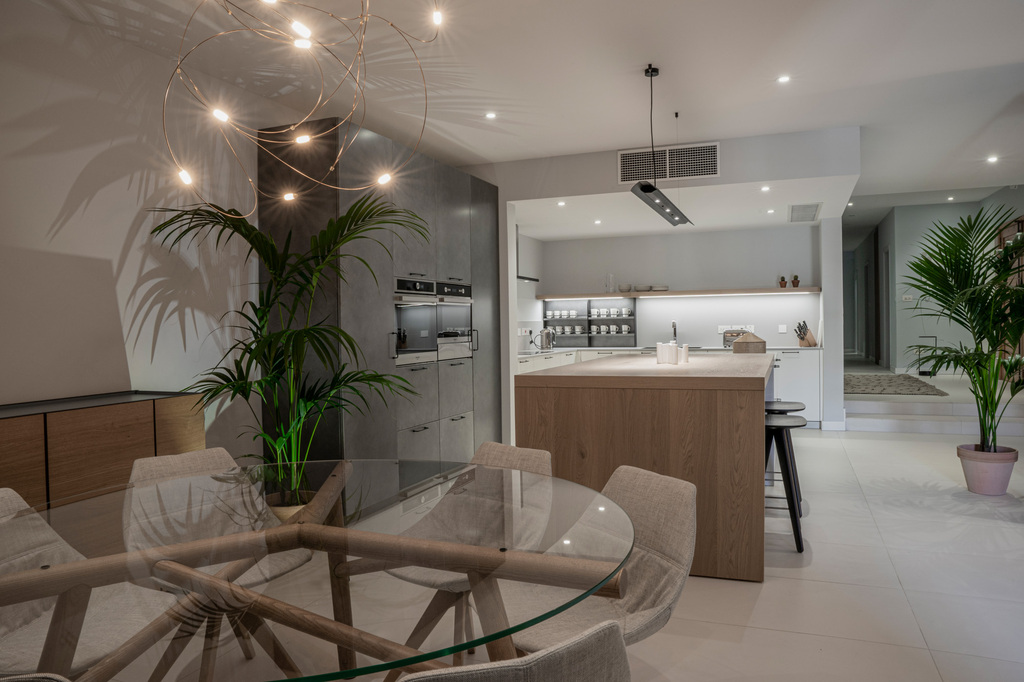 Portomaso Seafront Luxury  Apartment's Image 4