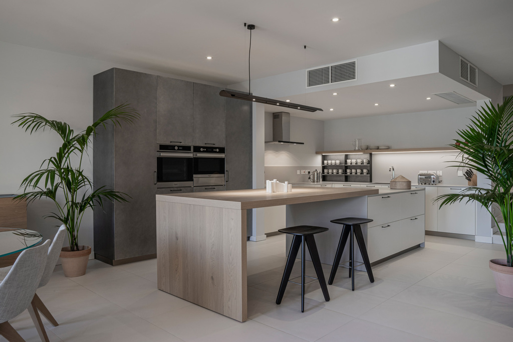 Portomaso Seafront Luxury  Apartment's Image 3