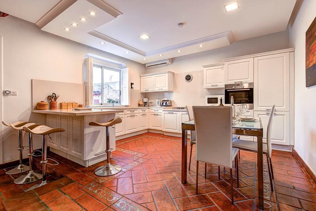 Ibragg, Furnished Villa's Image 10