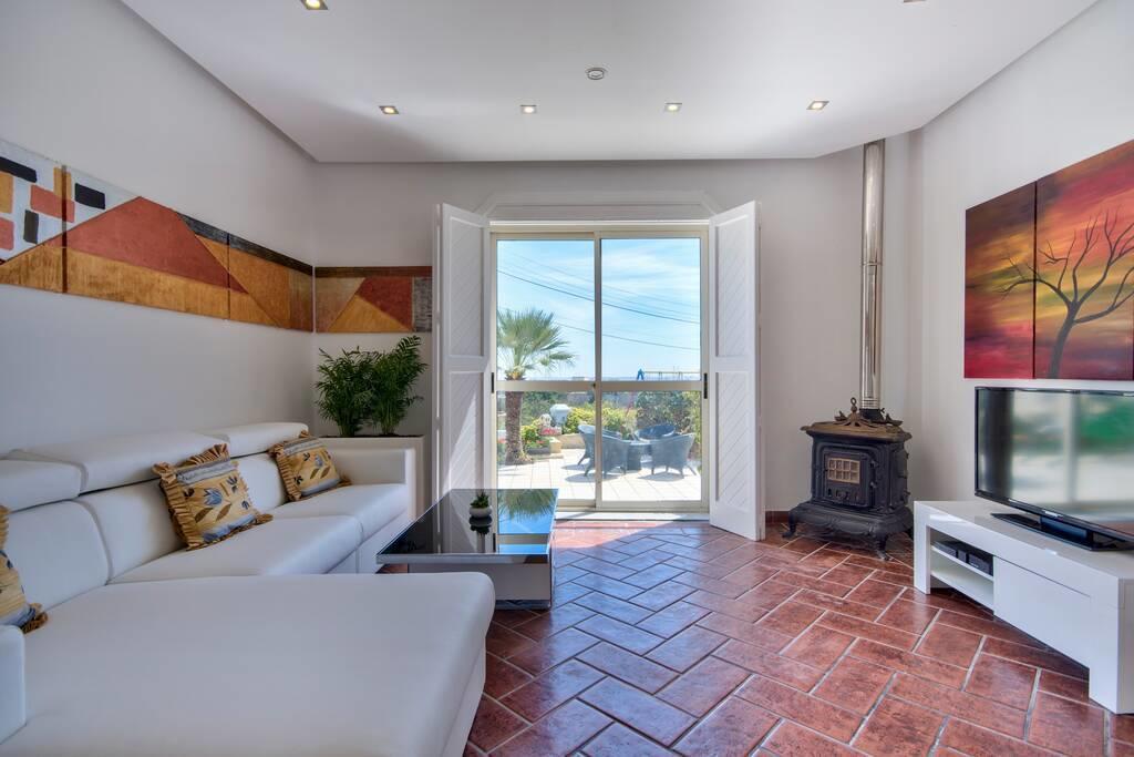 Ibragg, Furnished Villa's Image 5