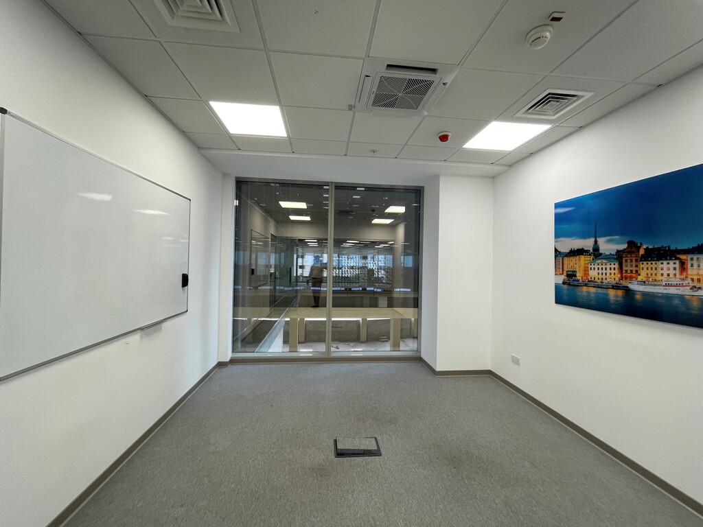Tigne Point, Finished Office's Image 4