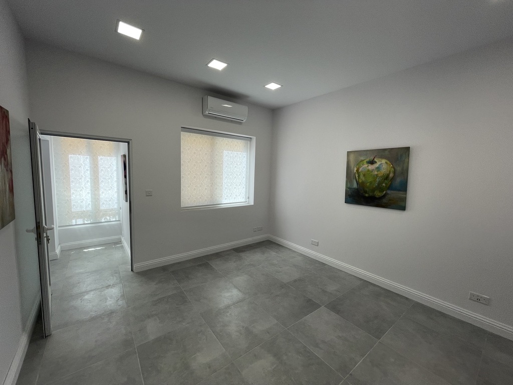 Valletta, Finished Office's Image 2