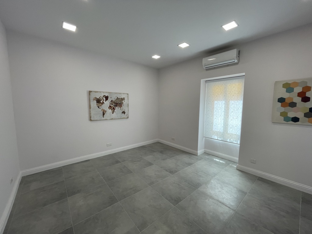 Valletta, Finished Office's Image 7
