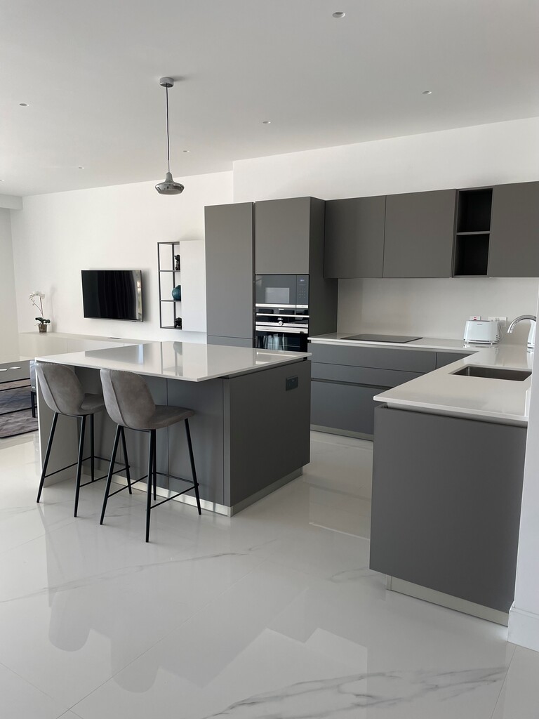 Kitchen 1