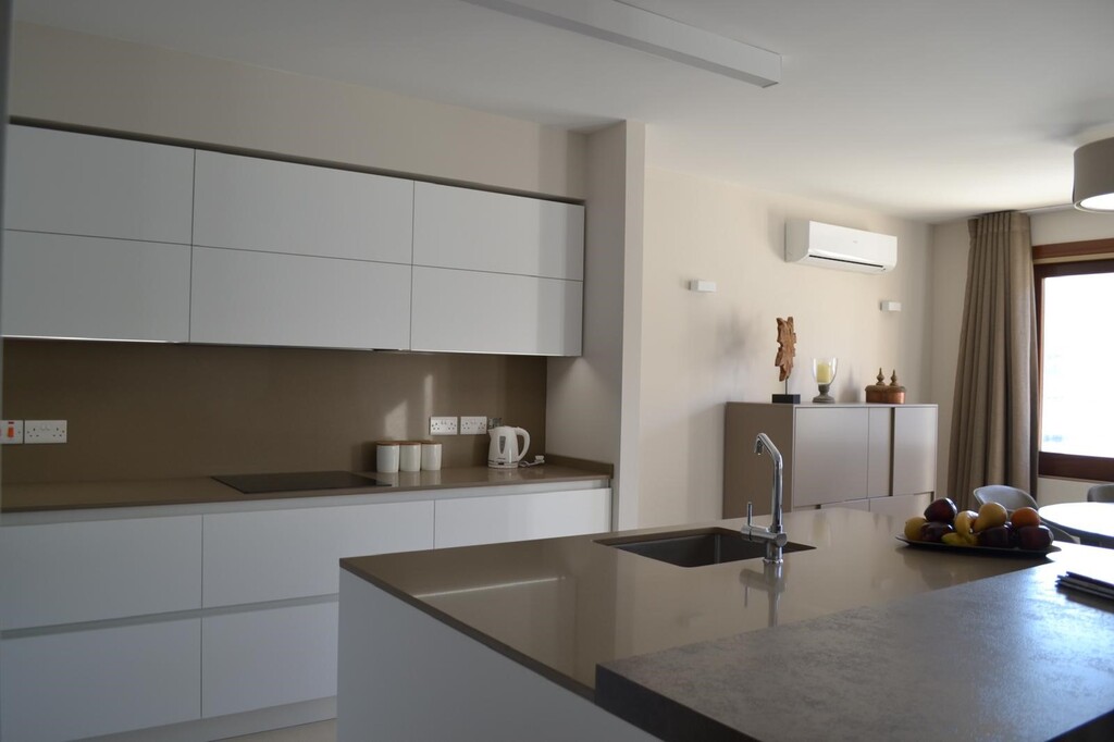 St Julians, Furnished Terraced House's Image 7