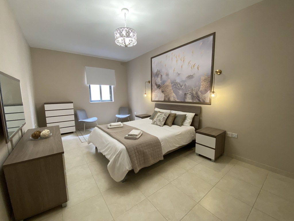 Sliema, Furnished Apartment's Image 11