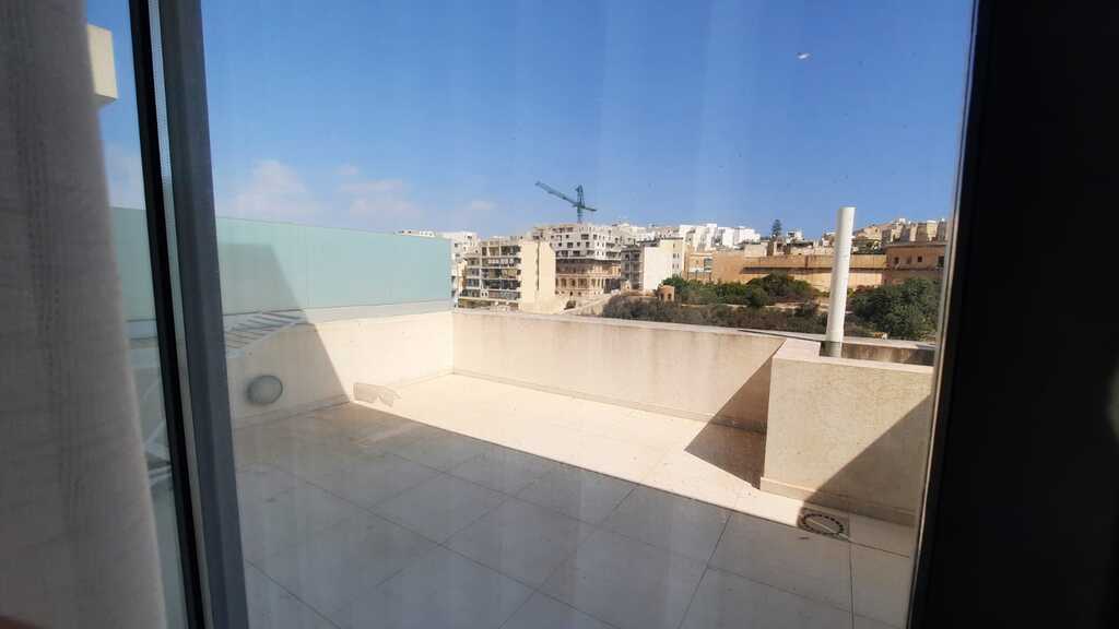 Sliema, Furnished Apartment's Image 3
