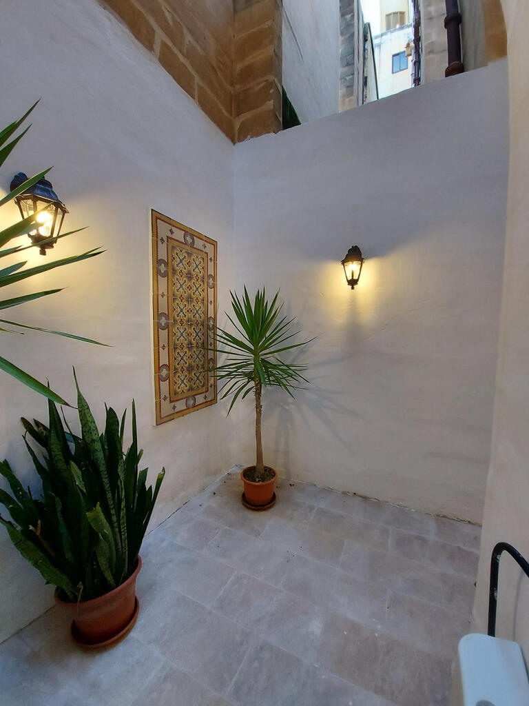 P_005267_Valletta-apartment-to-l