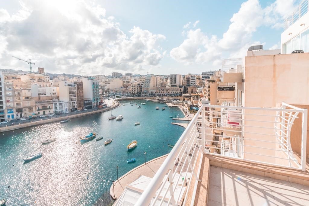 P_005270_St.Julians-penthouse-to