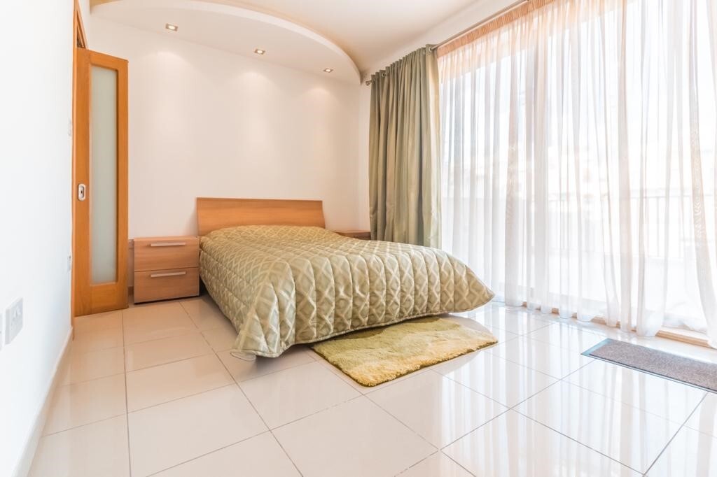 St Julians, Furnished Duplex Penthouse's Image 6