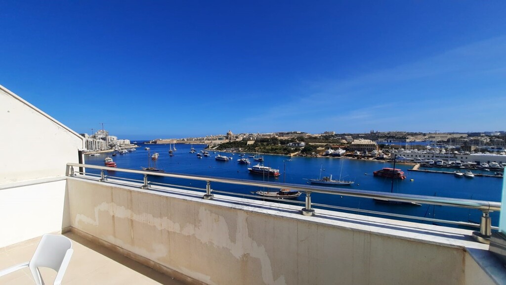 P_005284_Sliema-penthouse-to-let