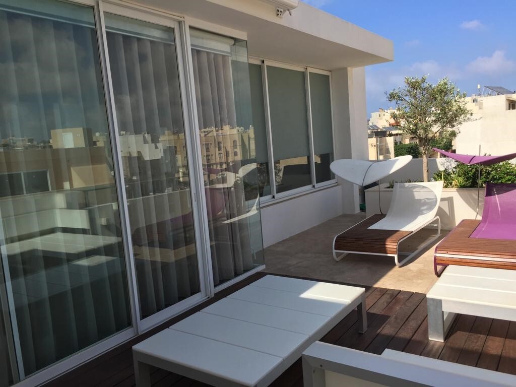 P_005296_Naxxar-penthouse-to-let