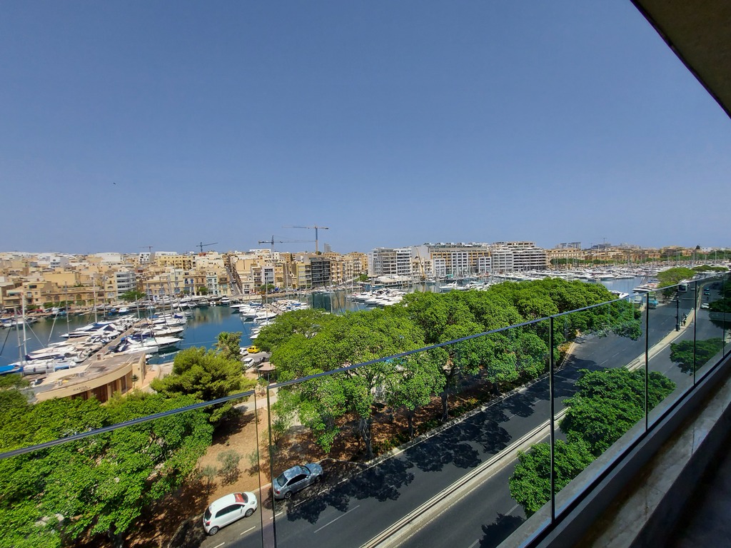 P_005304_Pieta-office-to-let-2.j