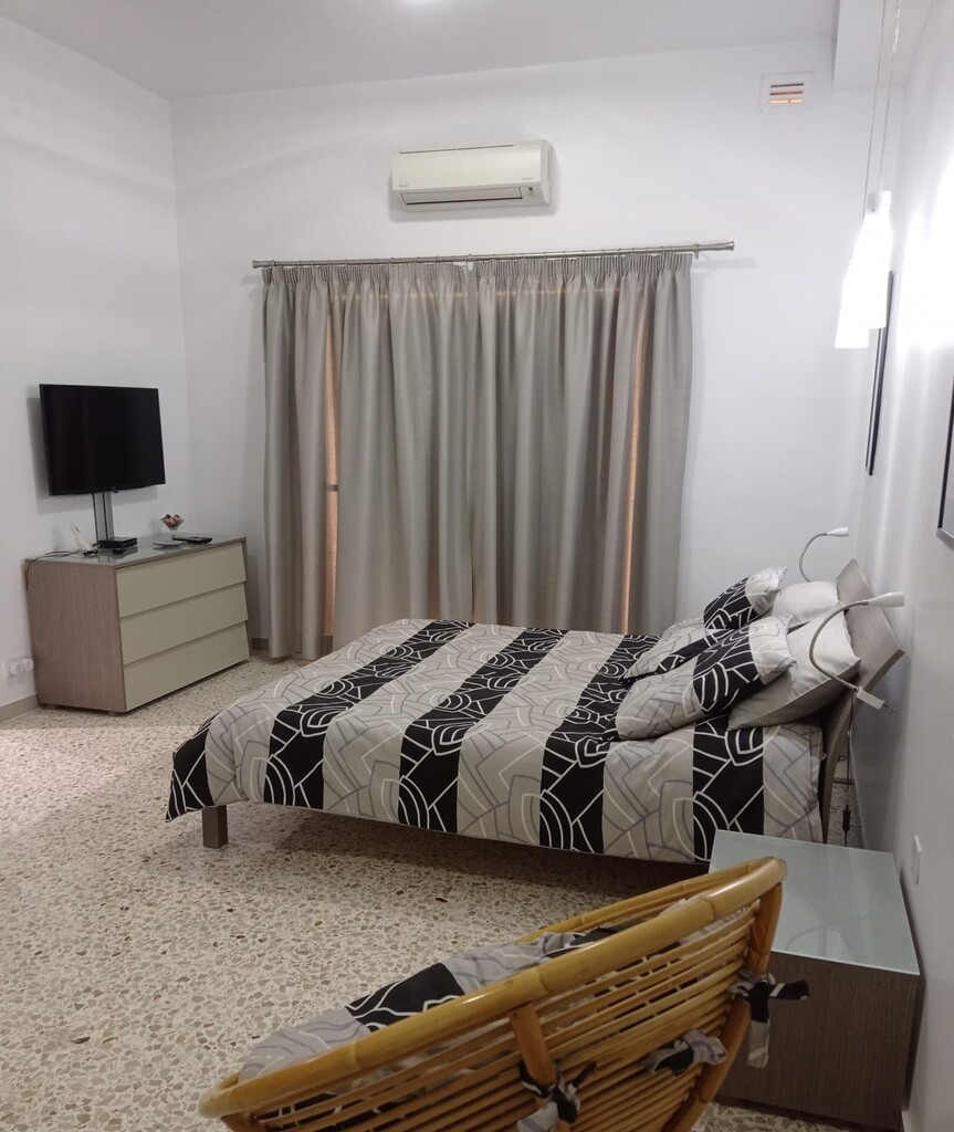 P_005318_Sliema-apartment-to-let