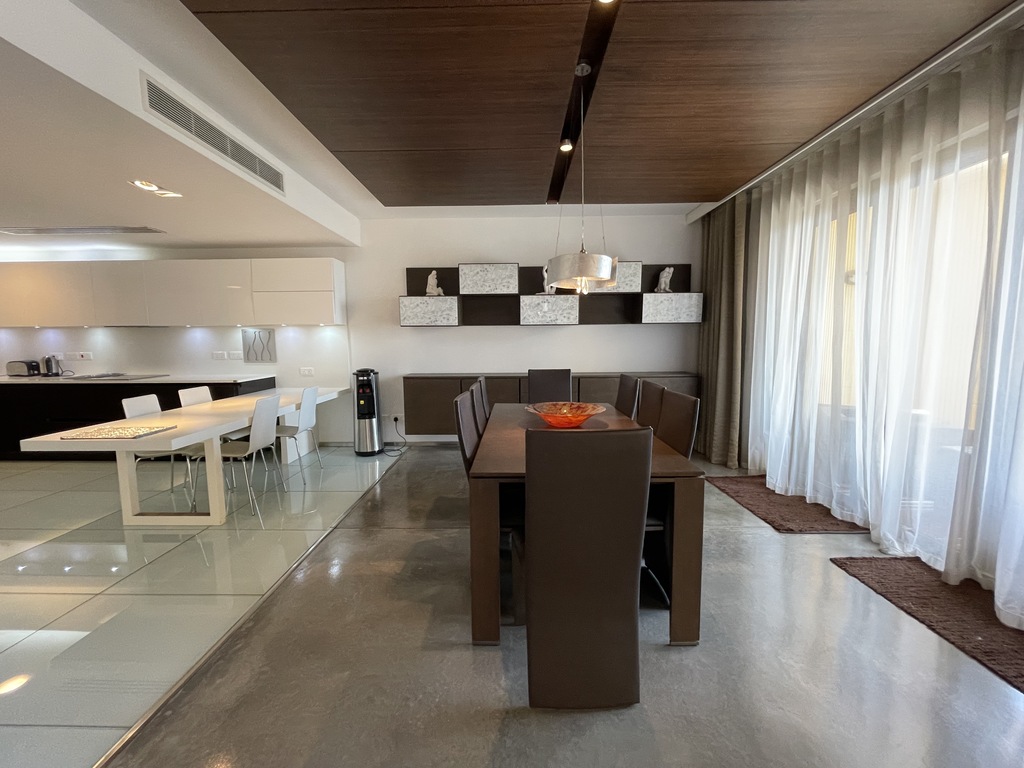 Portomaso, Furnished Apartment's Image 3