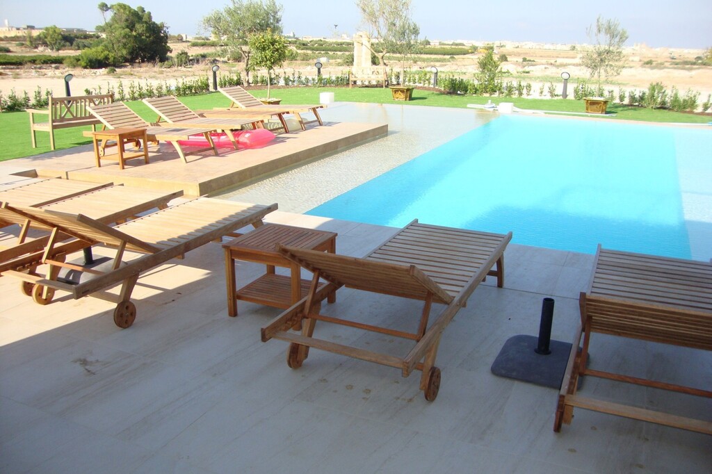 Siggiewi Furnished Detached Villa's Image 3