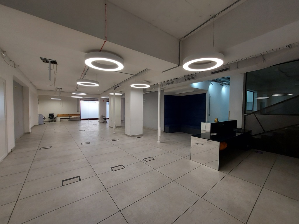 Paceville, Finished Office's Image 2