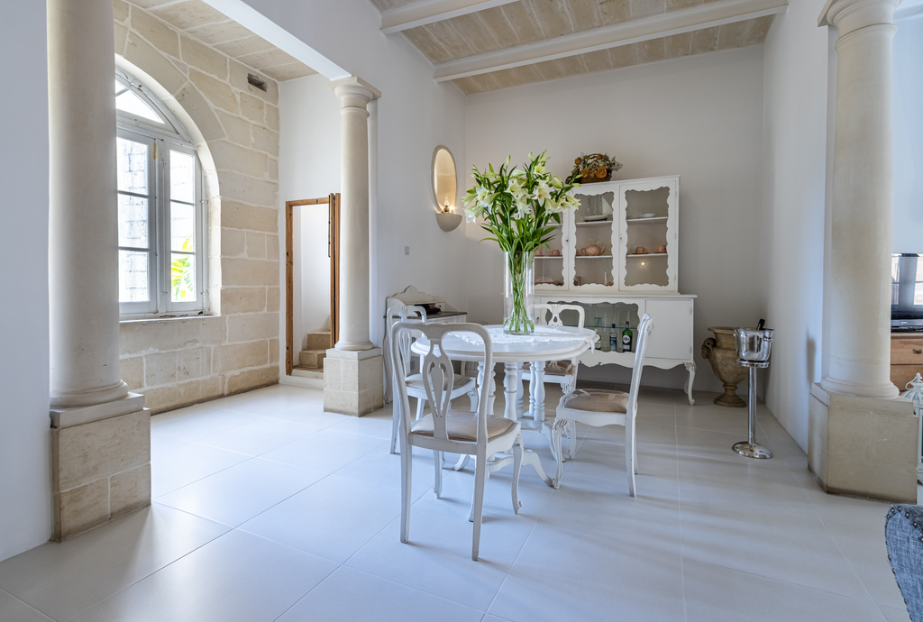 Sliema Finished Duplex Maisonette's Image 4