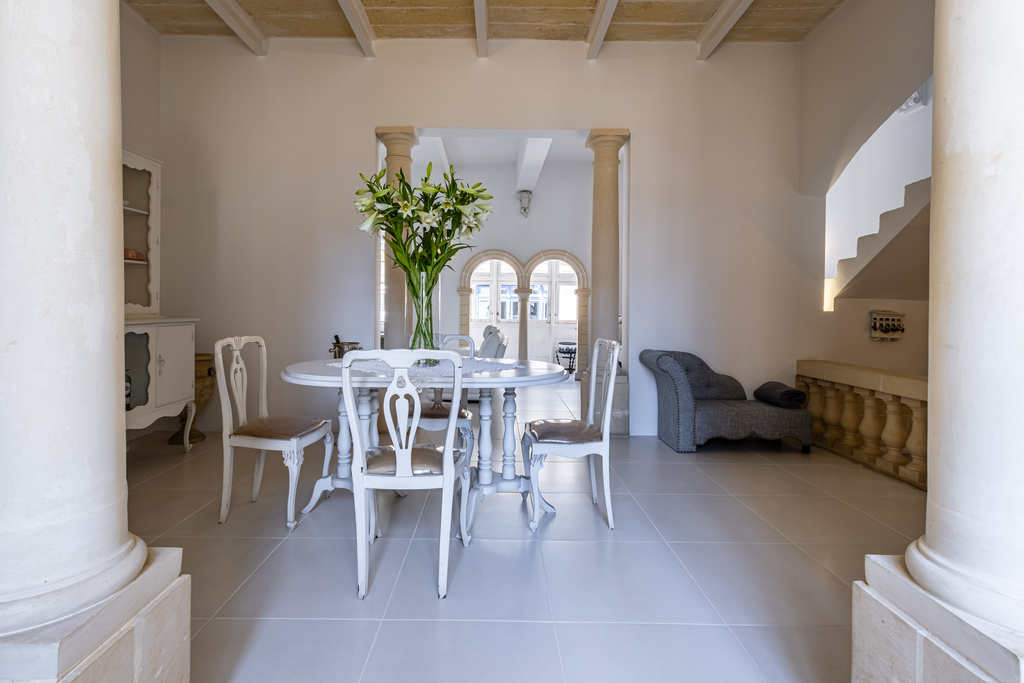 Sliema Finished Duplex Maisonette's Image 3