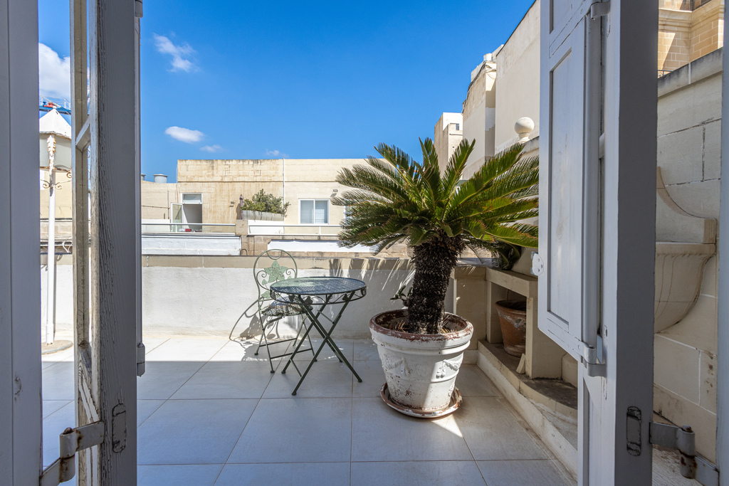 Sliema Finished Duplex Maisonette's Image 7