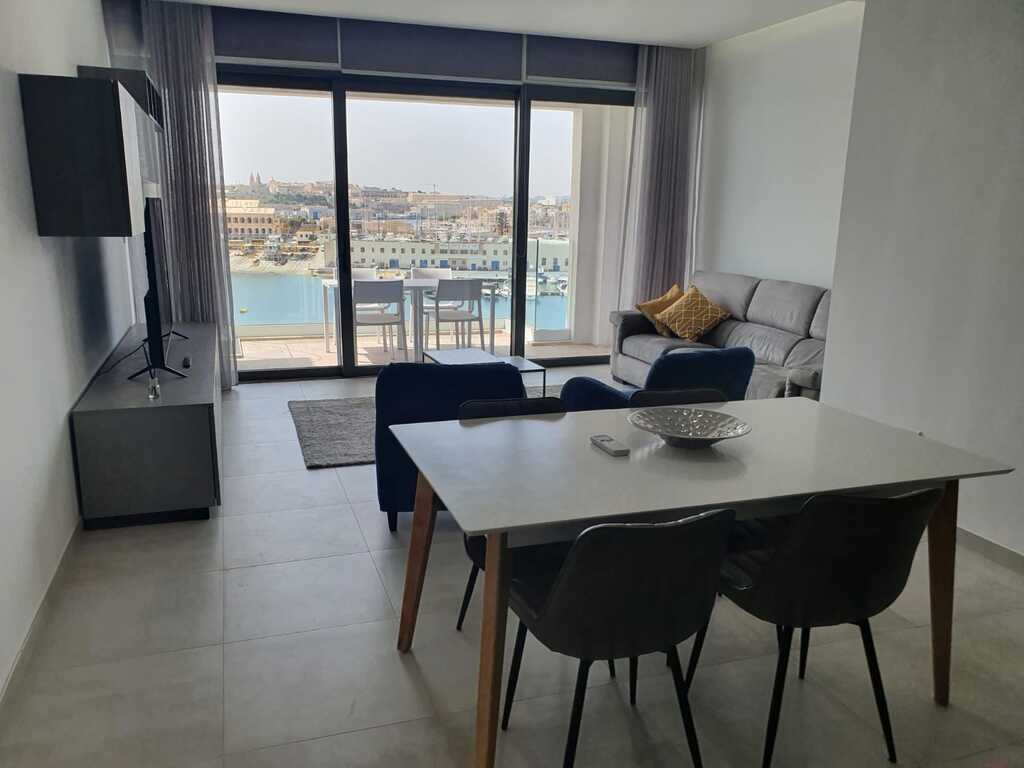 P_005452_Sliema-apartment-to-let