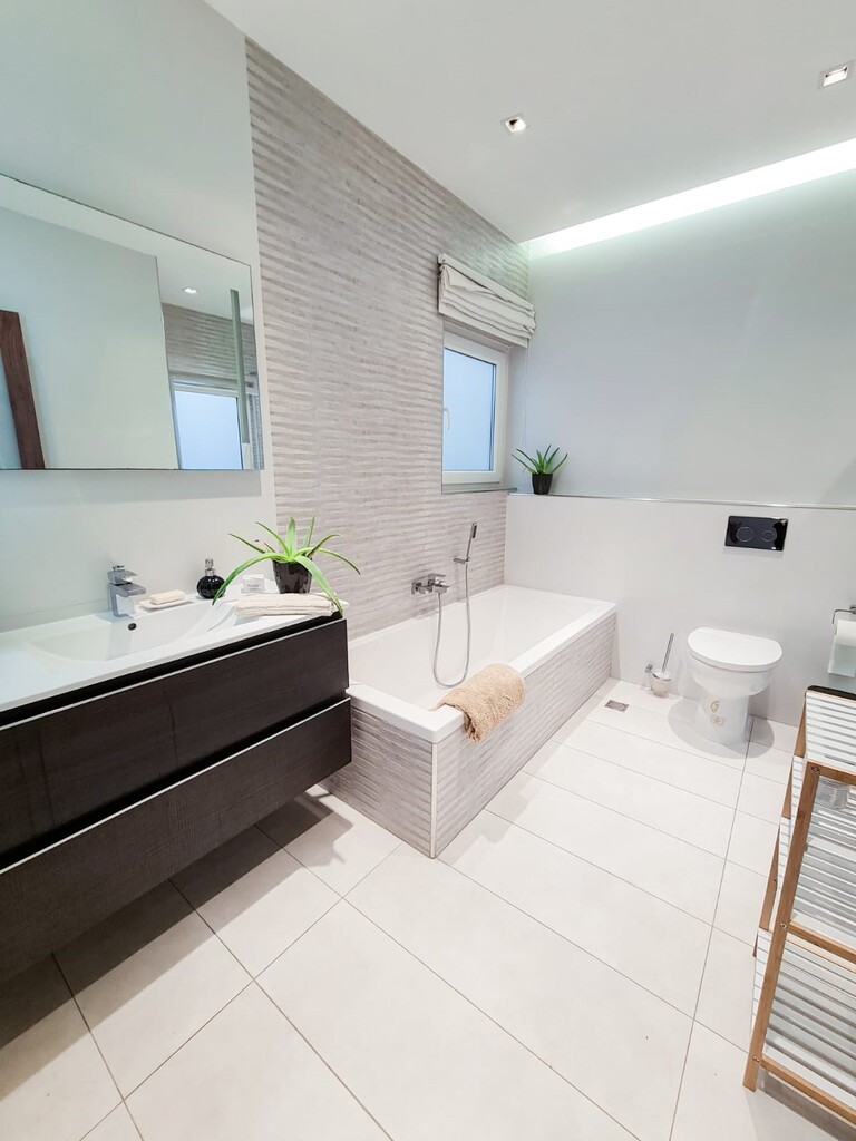 Ibragg, Furnished Villa's Image 14