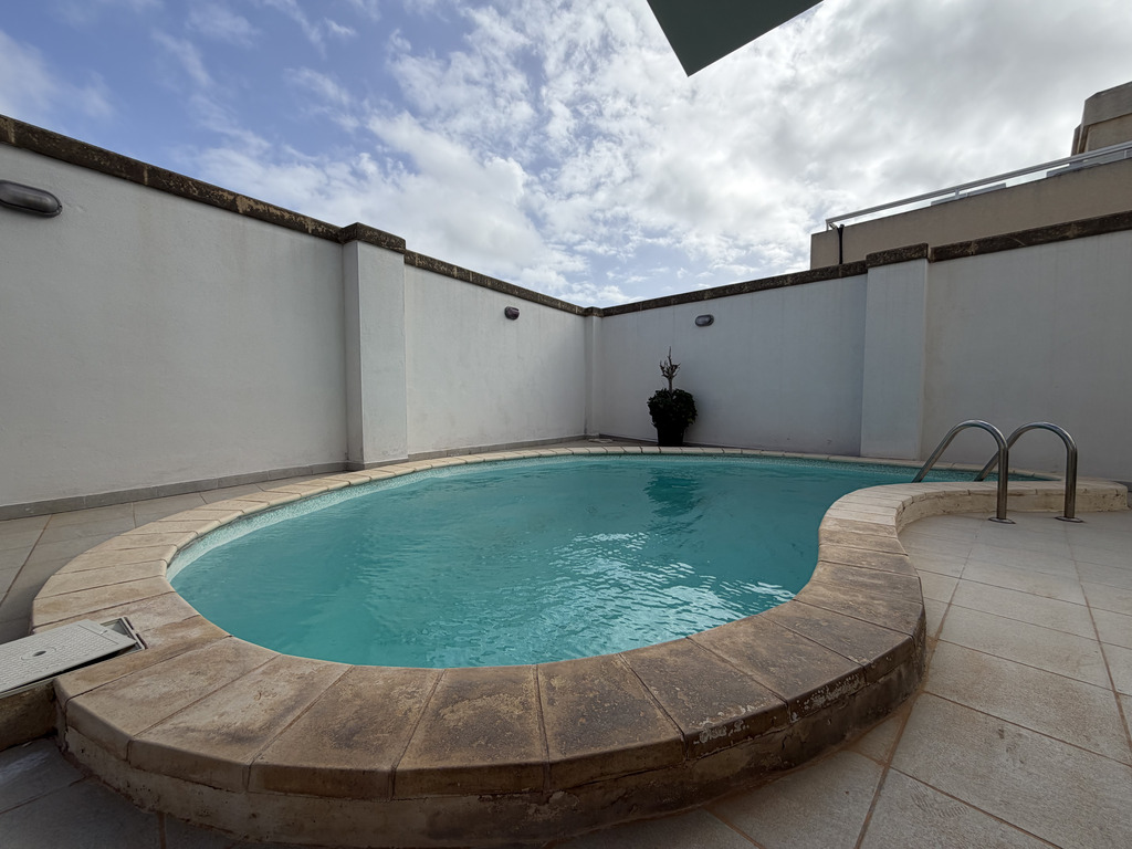 kappara-villa-for-rent-christies-malta