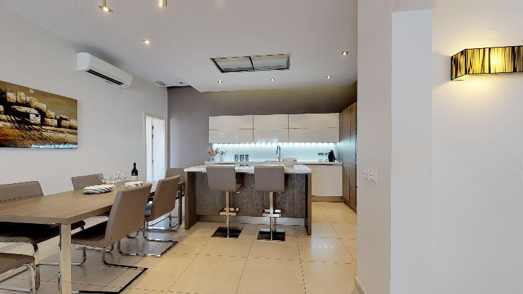 P_005544_St.Julians-maisonette-t