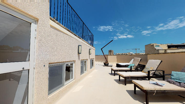 St Julians, Furnished Maisonette's Image 13