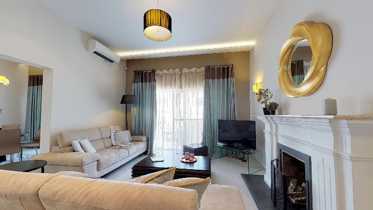 P_005544_St-Julians-maisonette-t