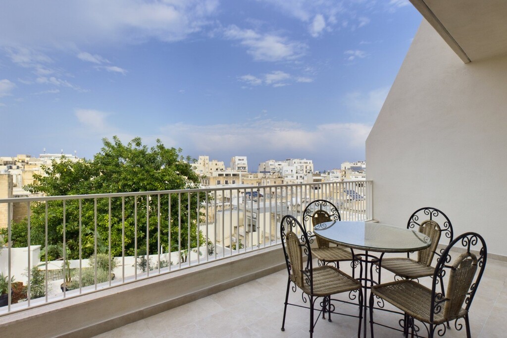 P_005550_Sliema-apartment-to-let